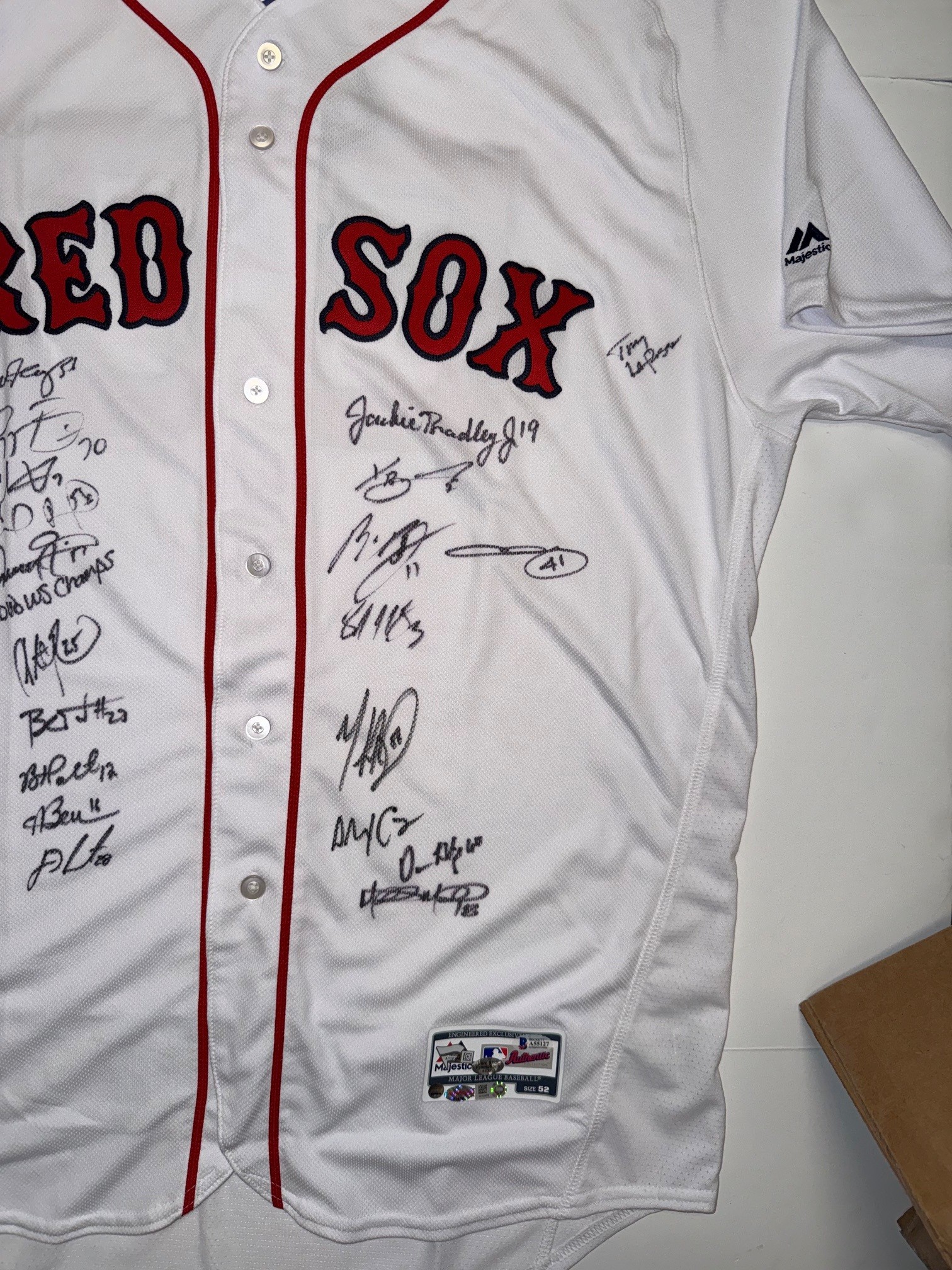 Boston Red Sox 2018 World Series Team Autographed Jersey - signed by 20 - Image 3