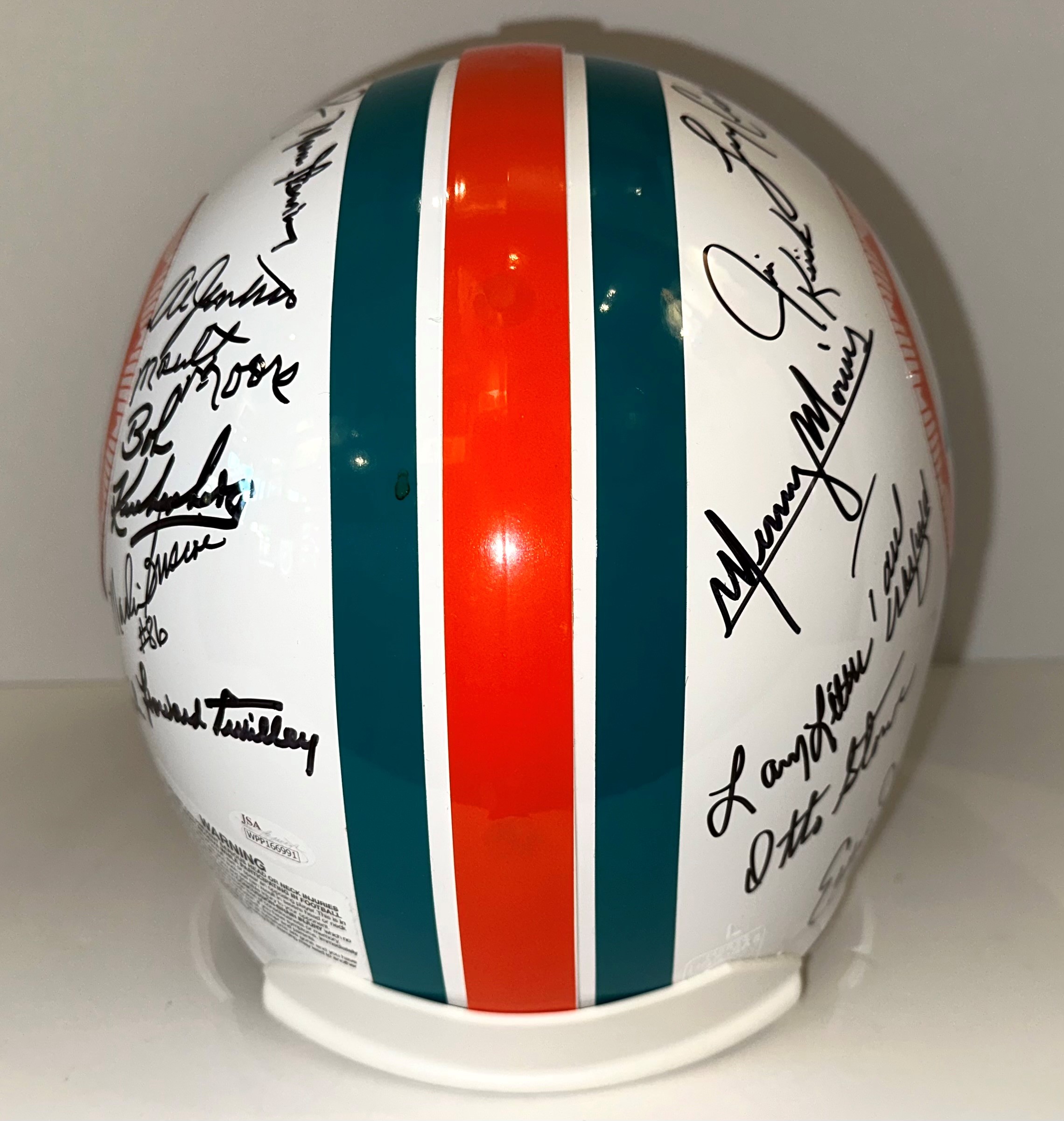 Lot Detail - 1972 Miami Dolphins Undefeated Super Bowl Champions Team  Signed Authentic Helmet With 44 Signatures Including Shula, Kiick, Csonka  and Griese – LE 262/317 (Beckett & Mounted Memories)