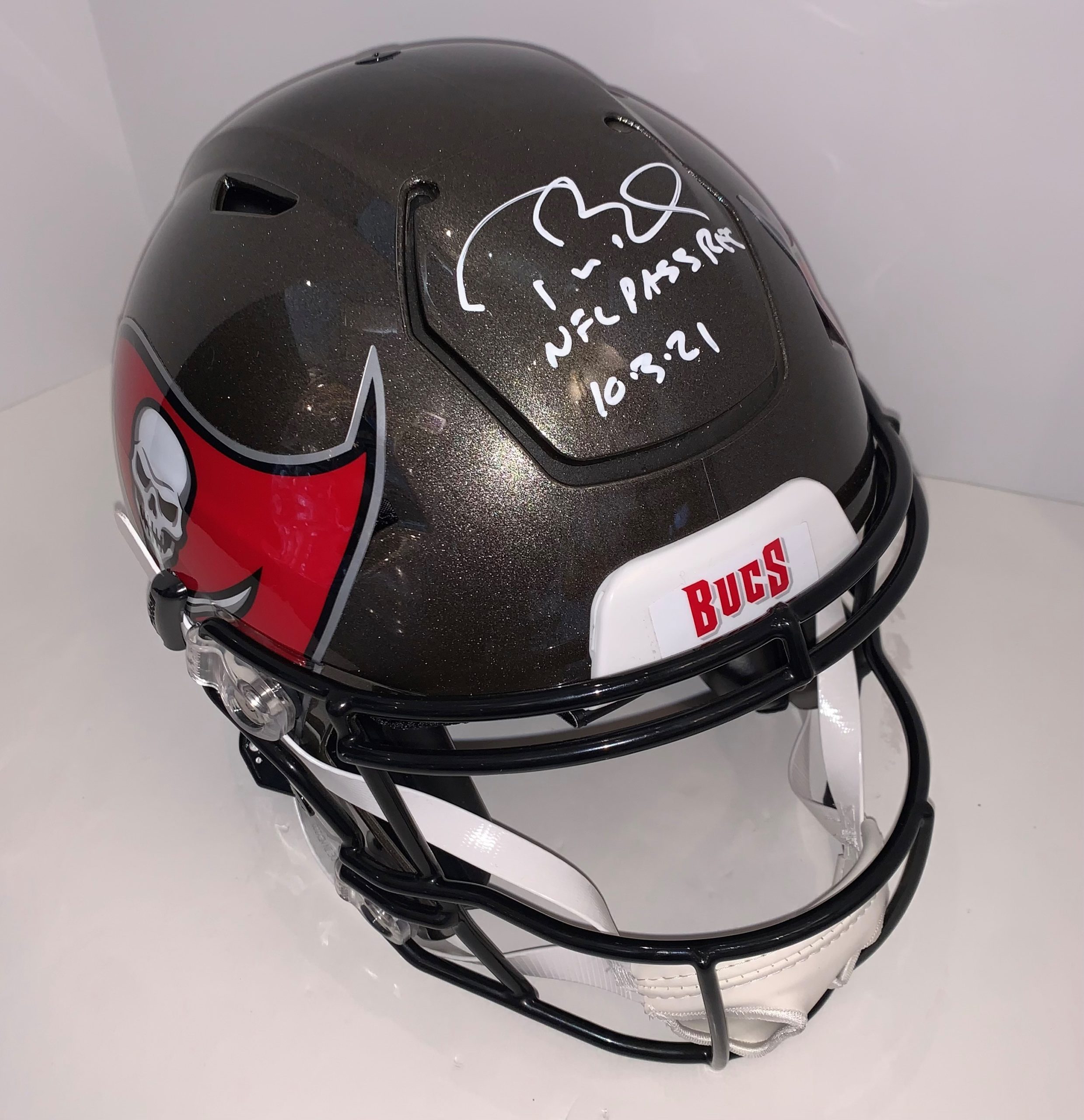Tom Brady Autographed Tampa Buccaneers Speedflex Authentic Helmet