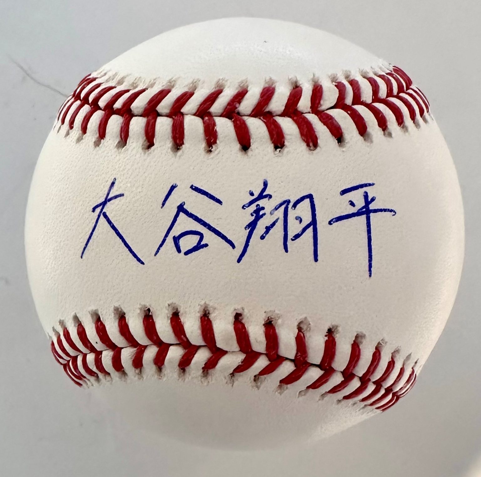Shohei Ohtani Autographed Baseball (Japanese Signature) The Autograph