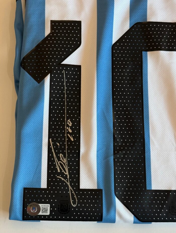 Lionel Messi Signed Argentina Jersey - Image 6