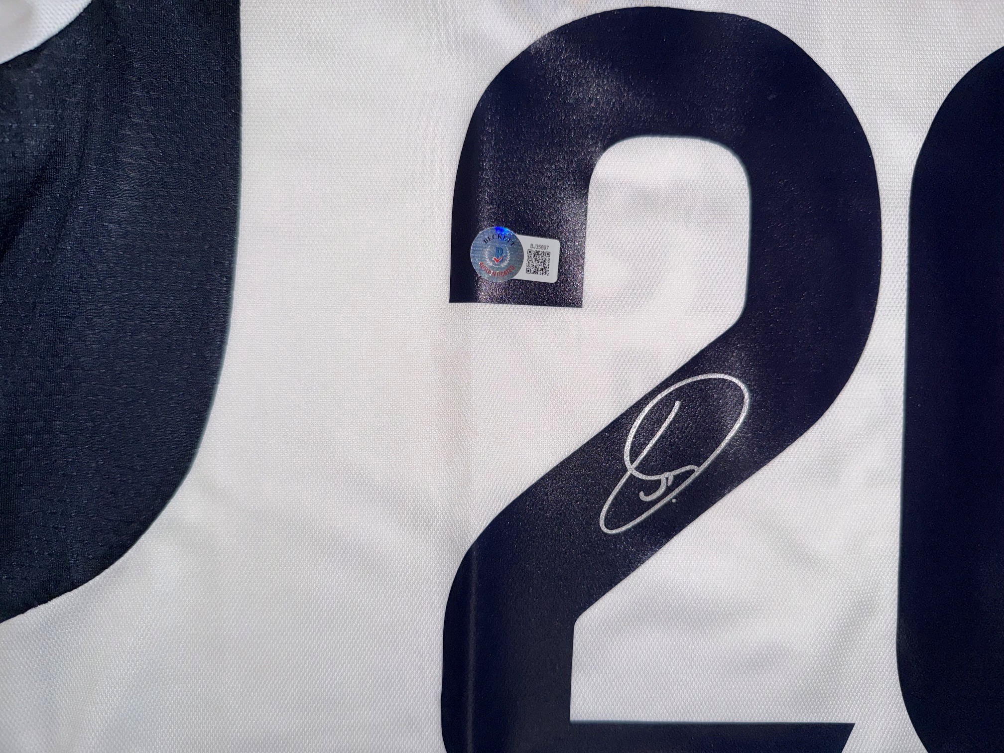 Vinicius Vini Jr. Autographed Real Madrid Jersey | Beckett BAS COA - Image 4